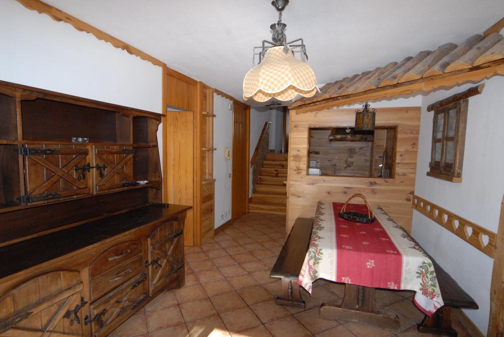 Cromotherapy Apartment Breuil-Cervinia Εξωτερικό φωτογραφία